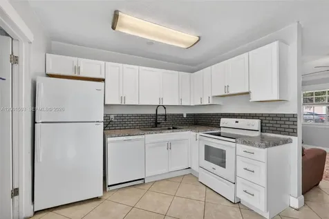 6878 SW 15th Street North Lauderdale FL 33068