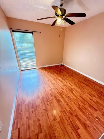 2750 N 34th Avenue Hollywood FL 33021