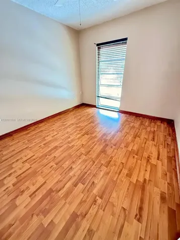 2750 N 34th Avenue Hollywood FL 33021