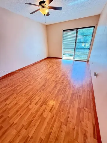 2750 N 34th Avenue Hollywood FL 33021