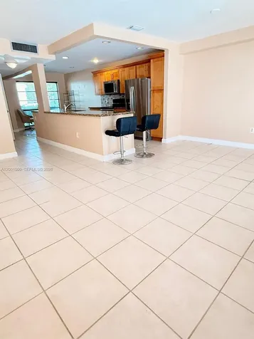 2750 N 34th Avenue Hollywood FL 33021