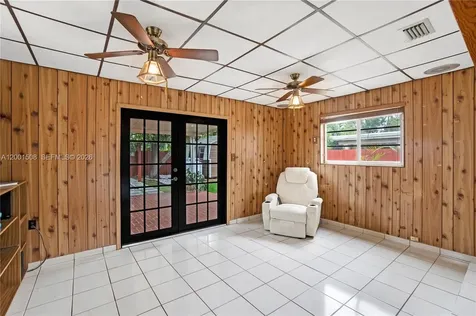 3240 SW 96th Avenue Miami FL 33165