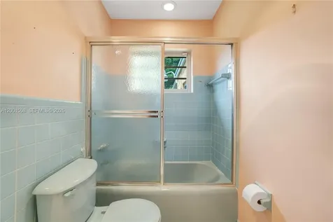 3240 SW 96th Avenue Miami FL 33165