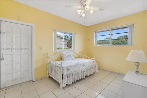 3240 SW 96th Avenue Miami FL 33165