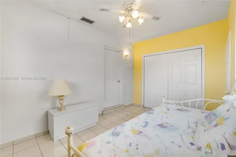 3240 SW 96th Avenue Miami FL 33165