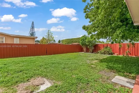 3240 SW 96th Avenue Miami FL 33165