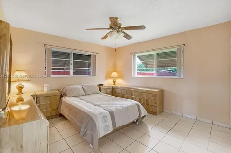 3240 SW 96th Avenue Miami FL 33165