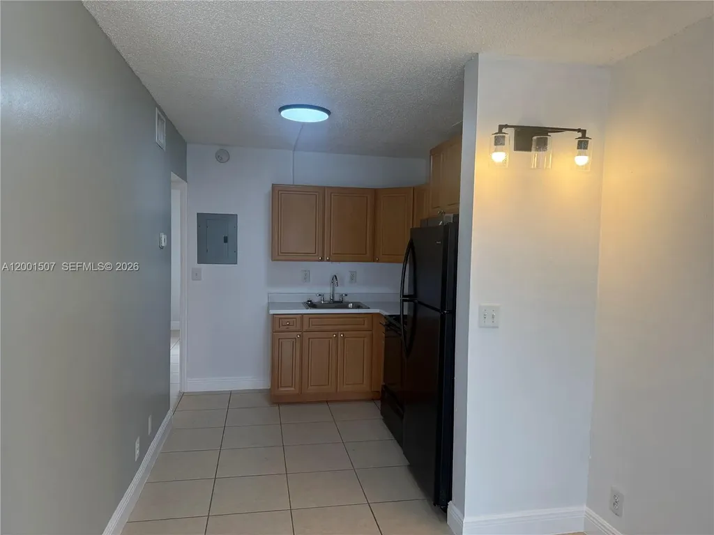 715 NE 2nd Avenue Fort Lauderdale FL 33304