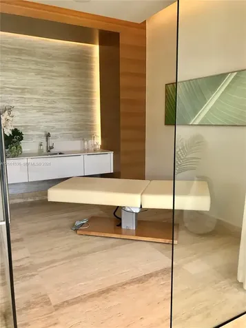 16385 Biscayne Boulevard North Miami Beach FL 33160