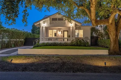 320 NE 88th Street El Portal FL 33138