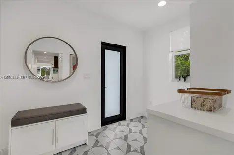320 NE 88th Street El Portal FL 33138