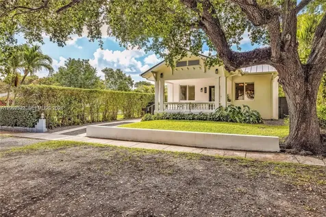320 NE 88th Street El Portal FL 33138