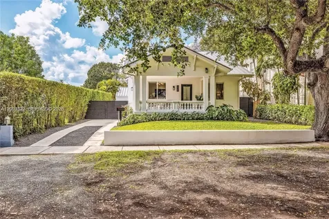 320 NE 88th Street El Portal FL 33138