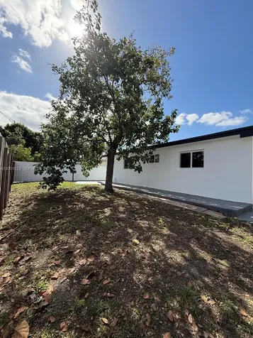 3169 NW 102nd Street Miami FL 33147