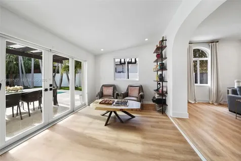 5237 La Gorce Drive Miami Beach FL 33140