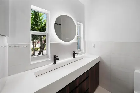 5237 La Gorce Drive Miami Beach FL 33140