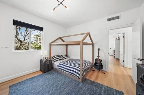 5237 La Gorce Drive Miami Beach FL 33140