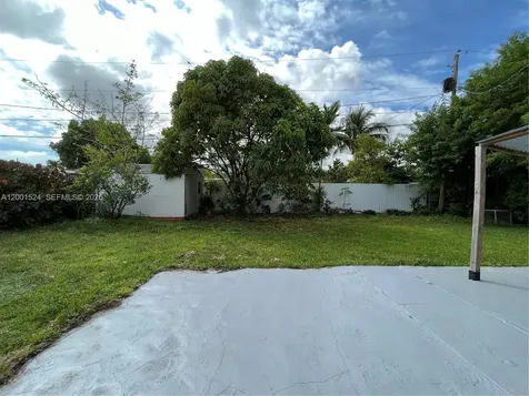 9870 Nicaragua Drive Cutler Bay FL 33189