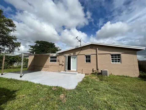 9870 Nicaragua Drive Cutler Bay FL 33189