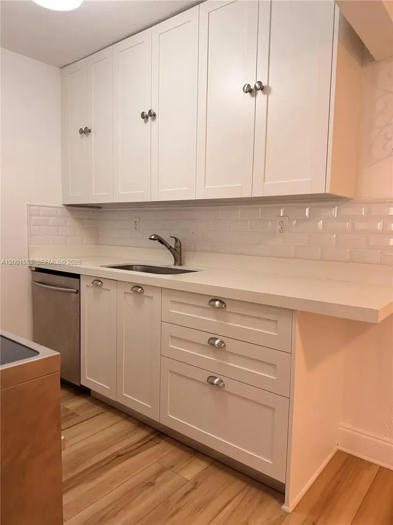 10834 N Kendall Drive Miami FL 33176