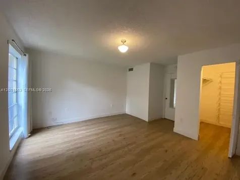 10834 N Kendall Drive Miami FL 33176