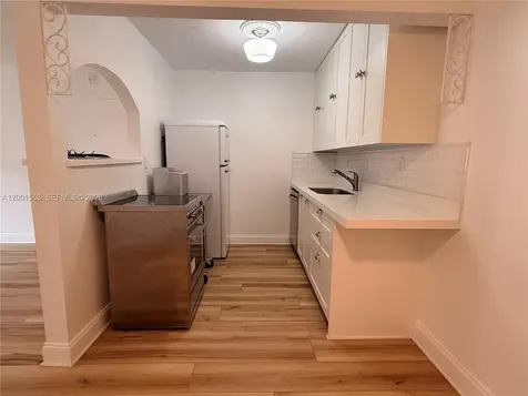 10834 N Kendall Drive Miami FL 33176