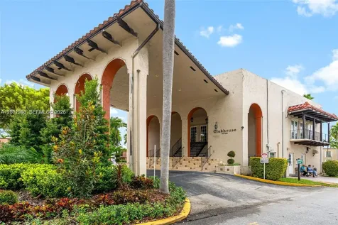 10834 N Kendall Drive Miami FL 33176