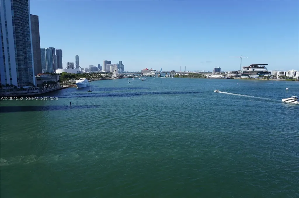 848 Brickell Key Drive Miami FL 33131