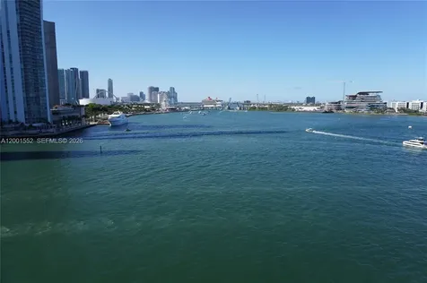 848 Brickell Key Drive Miami FL 33131