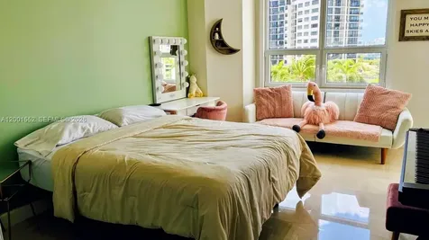 848 Brickell Key Drive Miami FL 33131