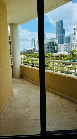 848 Brickell Key Drive Miami FL 33131