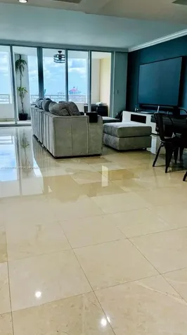 848 Brickell Key Drive Miami FL 33131