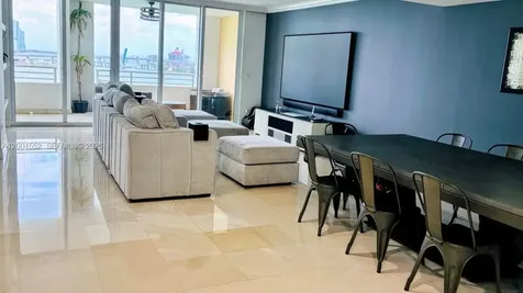 848 Brickell Key Drive Miami FL 33131