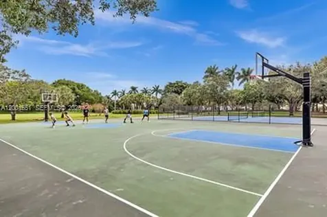 4104 Pine Ridge Lane Weston FL 33331