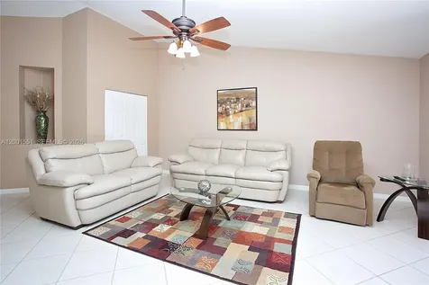 4104 Pine Ridge Lane Weston FL 33331