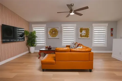 25401 SW 86th Street Indian Town FL 34956