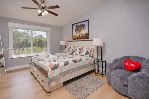 25401 SW 86th Street Indian Town FL 34956