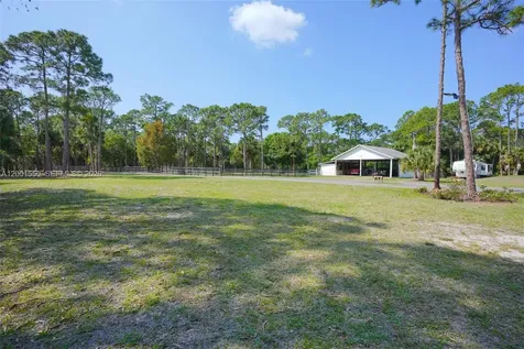 25401 SW 86th Street Indian Town FL 34956