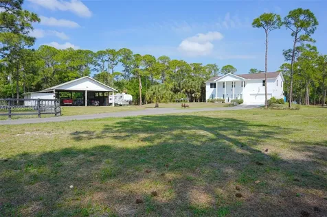 25401 SW 86th Street Indian Town FL 34956