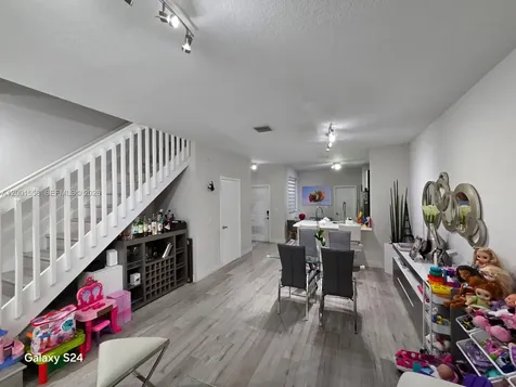 2190 Hacienda Terrace Weston FL 33327