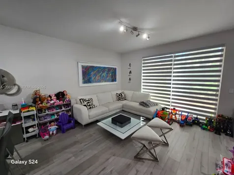2190 Hacienda Terrace Weston FL 33327