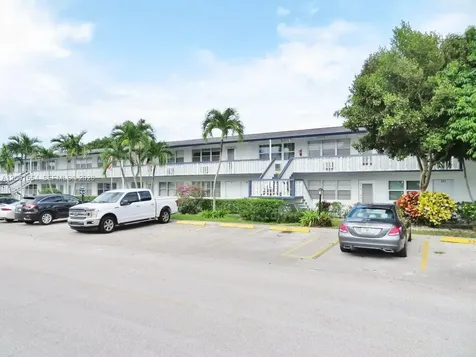 235 Northampton L West Palm Beach FL 33417