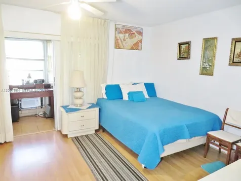 235 Northampton L West Palm Beach FL 33417