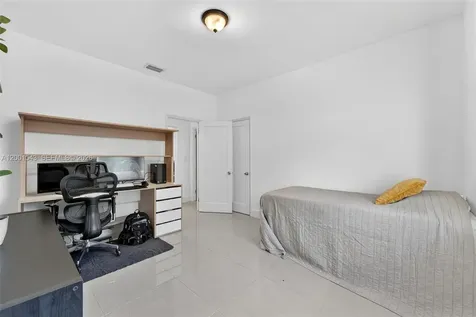 1960 NW 24th Court Miami FL 33125