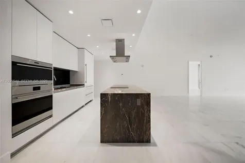 700 NE 26 Terrace Miami FL 33137