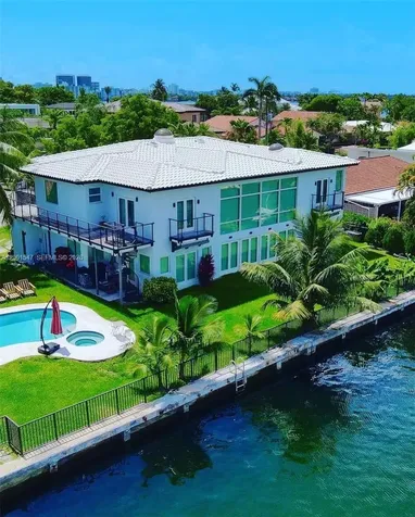 13300 Biscayne Bay Terrace North Miami FL 33181