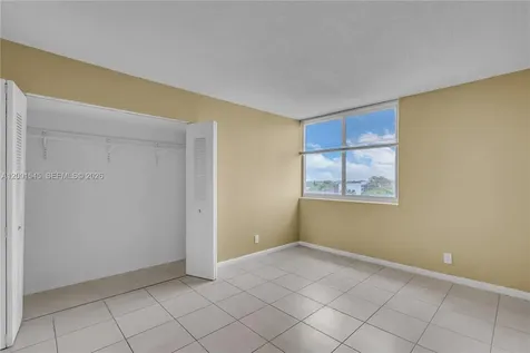 9143 SW 77th Avenue Miami FL 33156