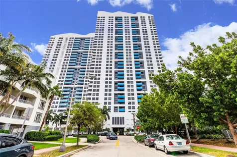 1330 West Avenue Miami Beach FL 33139