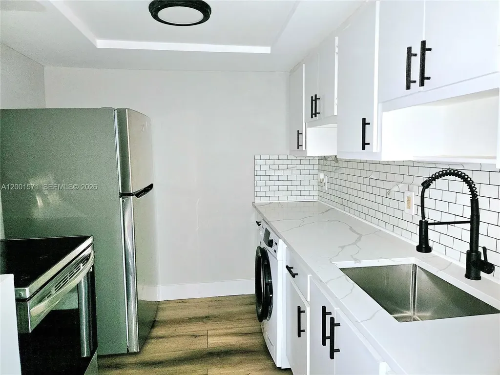 335 SW 20th Street Fort Lauderdale FL 33315