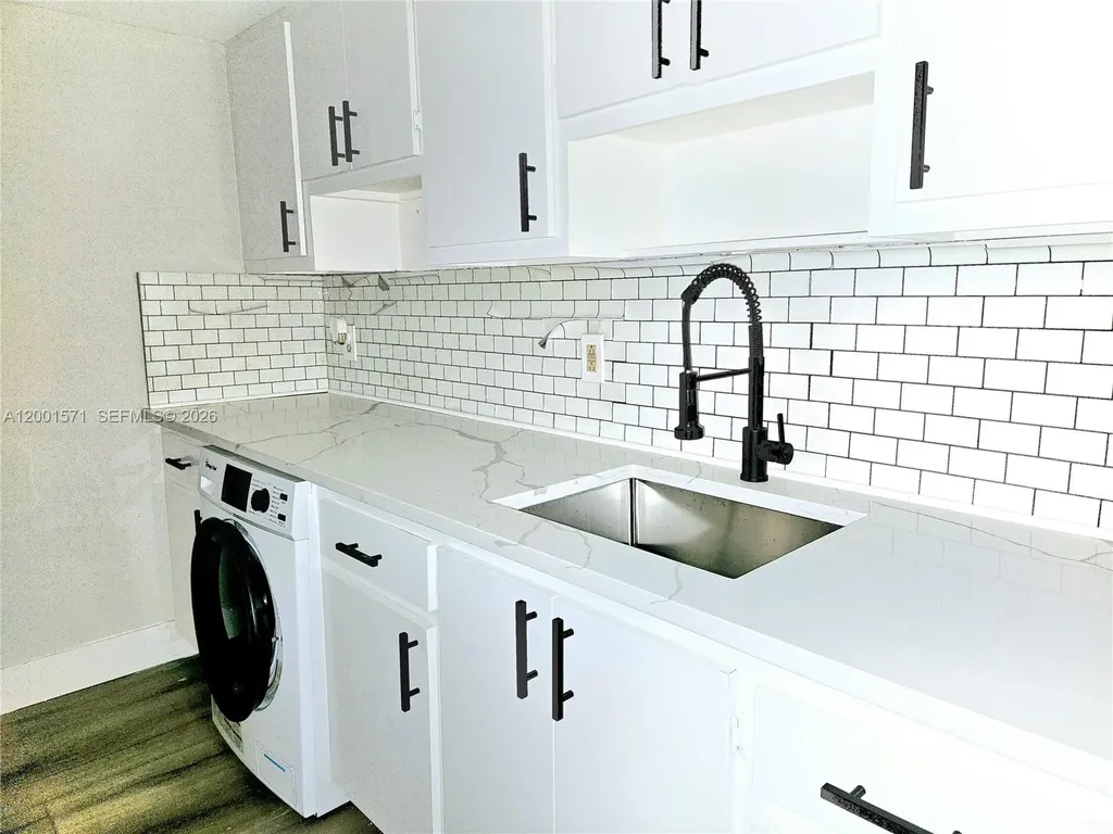 335 SW 20th Street Fort Lauderdale FL 33315